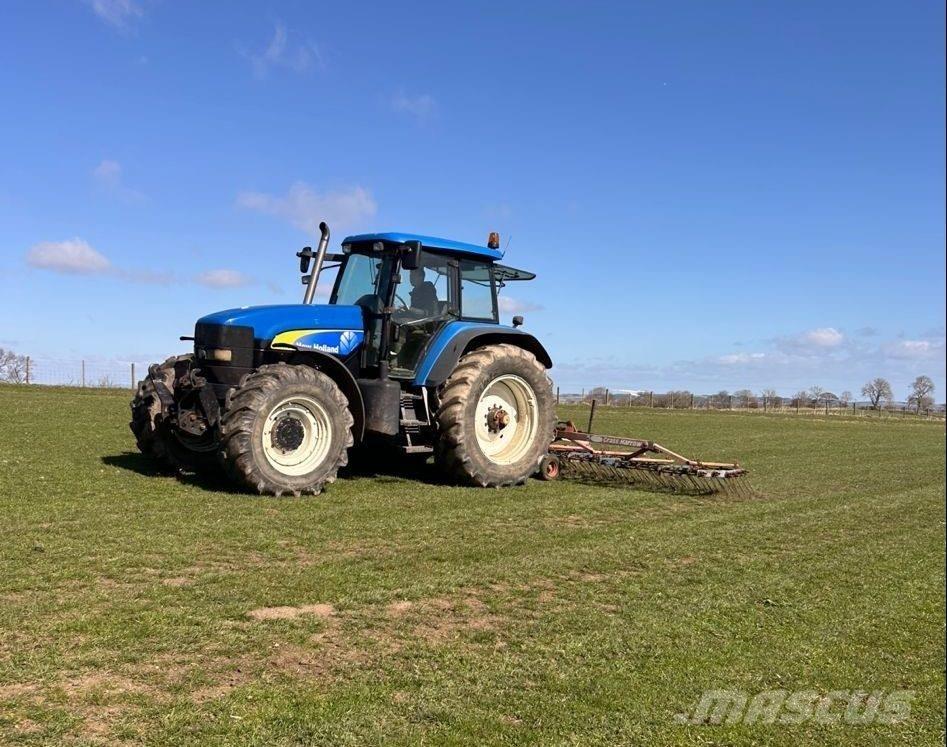 New Holland TM175 Tracteur