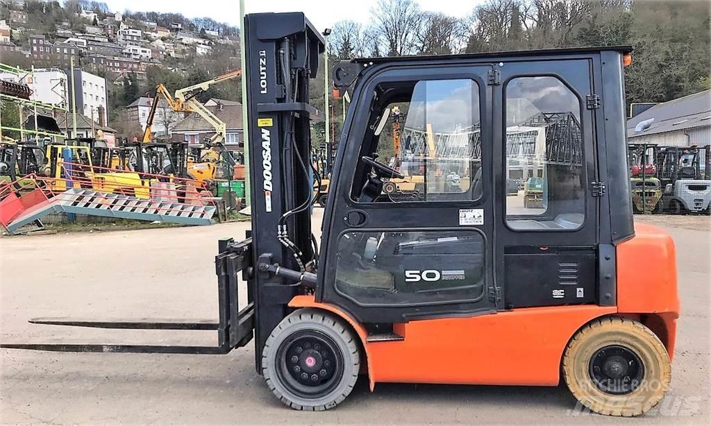 Doosan B50X-5 Autres Chariots élévateurs