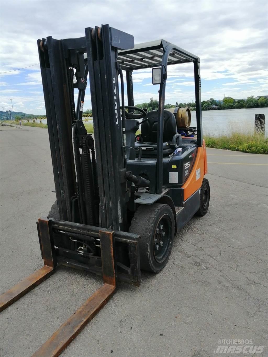 Doosan G25P-5 Autres Chariots élévateurs