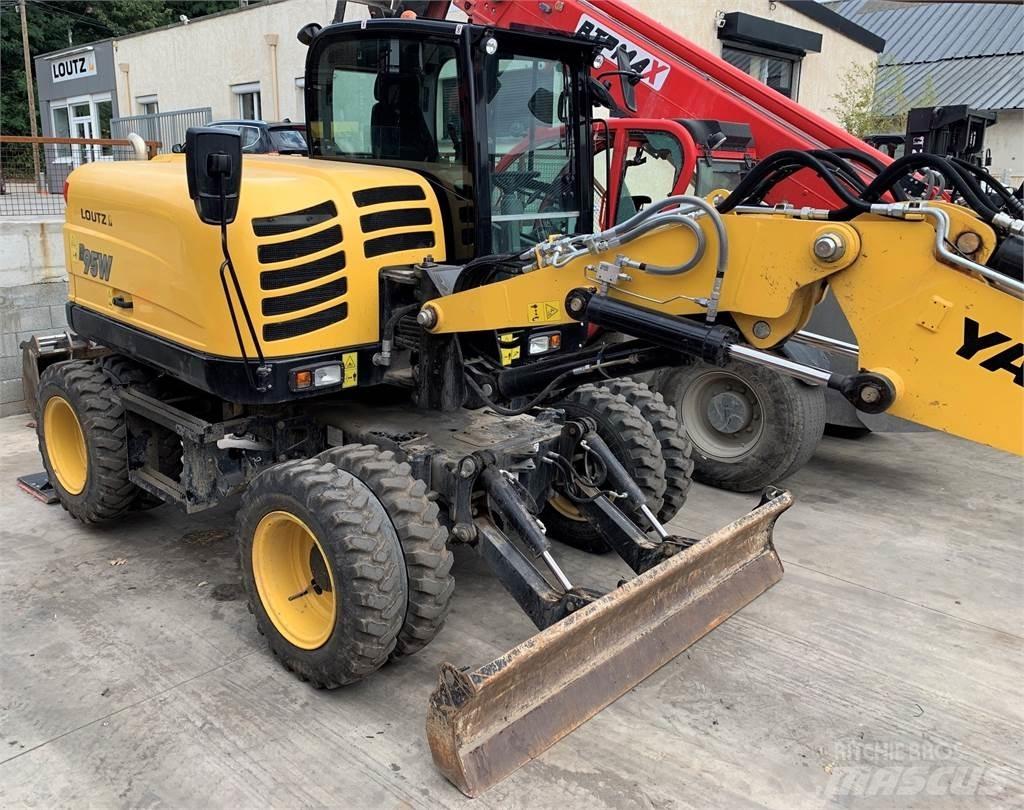 Yanmar B95W Pelle sur pneus