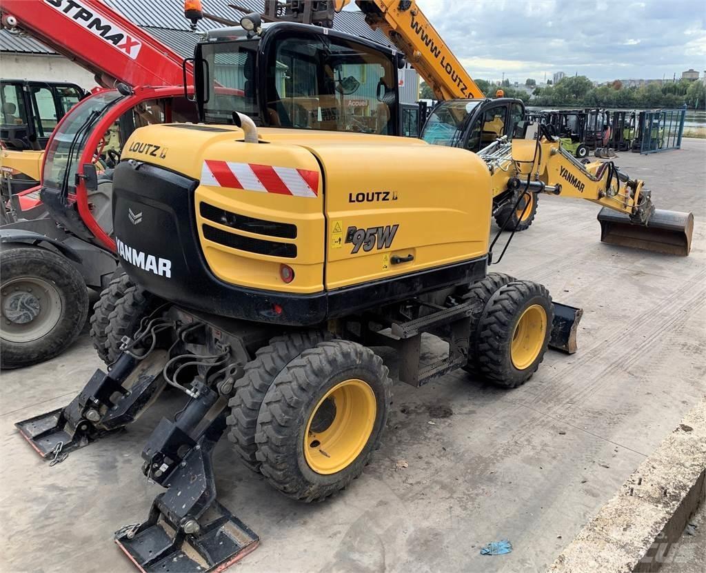 Yanmar B95W Pelle sur pneus