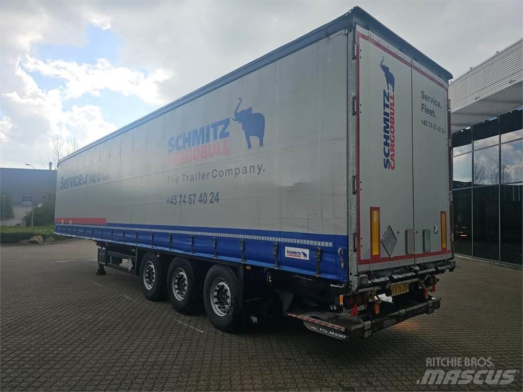 Schmitz Cargobull 13,60 Semi remorque à rideaux coulissants (PLSC)