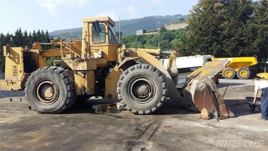 CAT 988B Chargeuse sur pneus