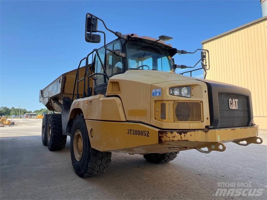 CAT 730 Tombereau articulé