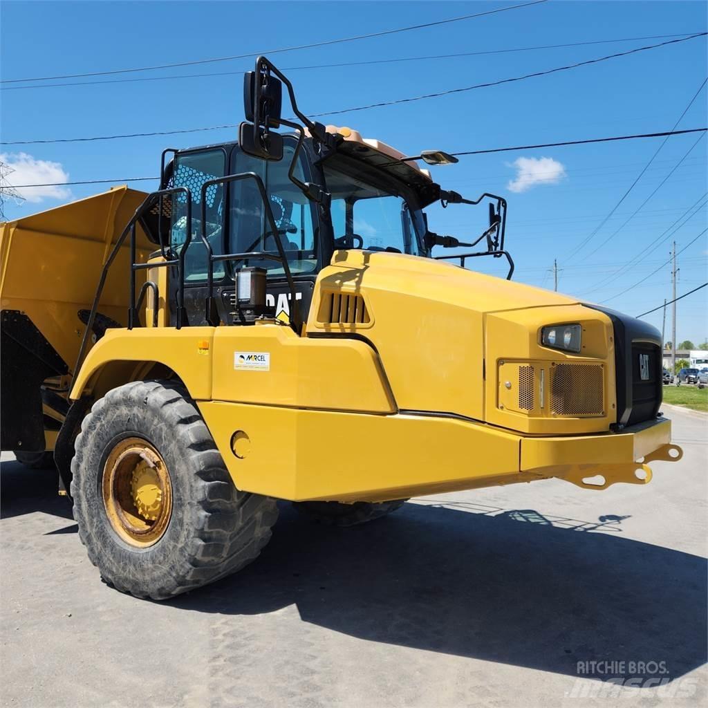 CAT 730 Tombereau articulé