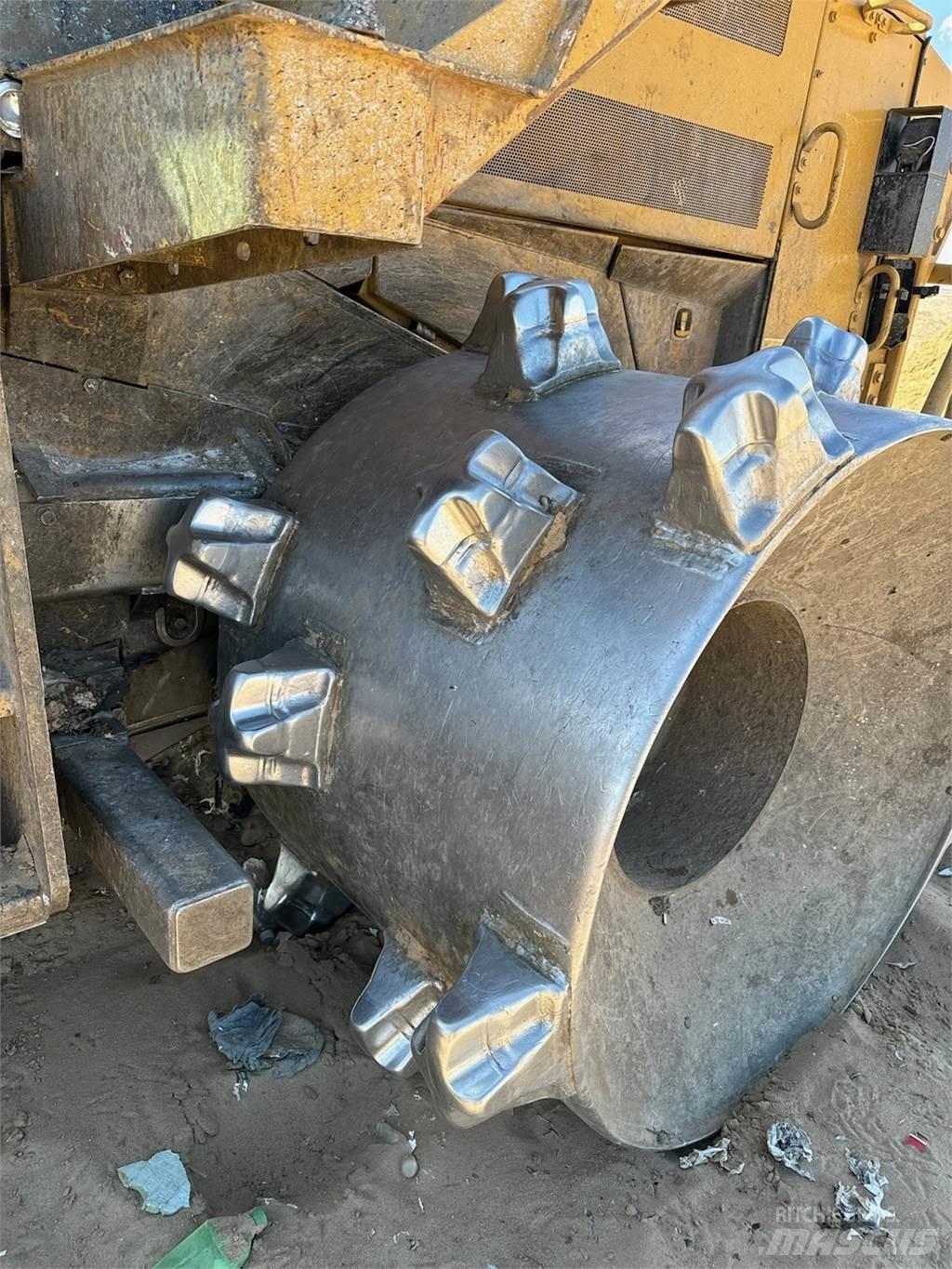 CAT 816F II Construction - Autres