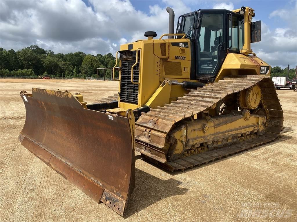 CAT D6N LGP Bouteurs sur chenilles
