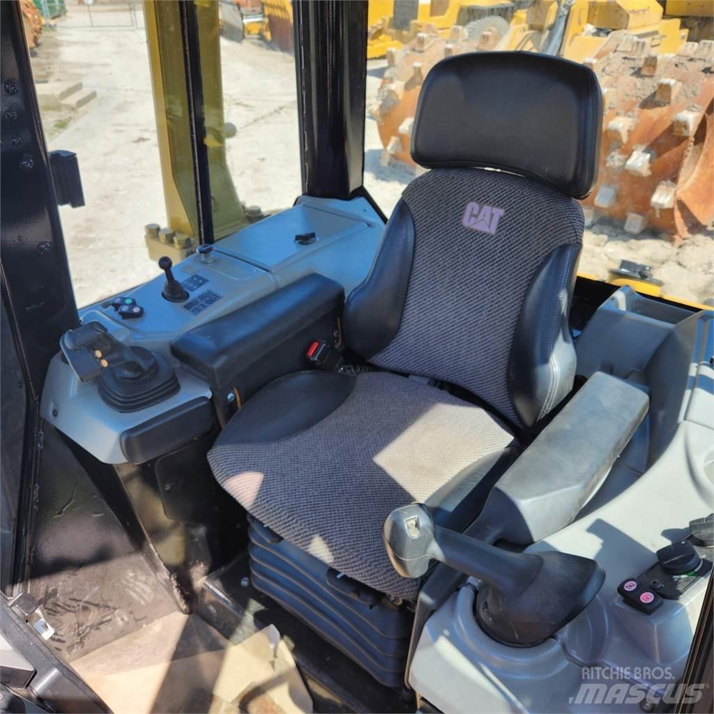 CAT D6N LGP Bouteurs sur chenilles