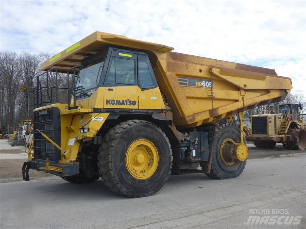 Komatsu HD605-7 Tombereau rigide