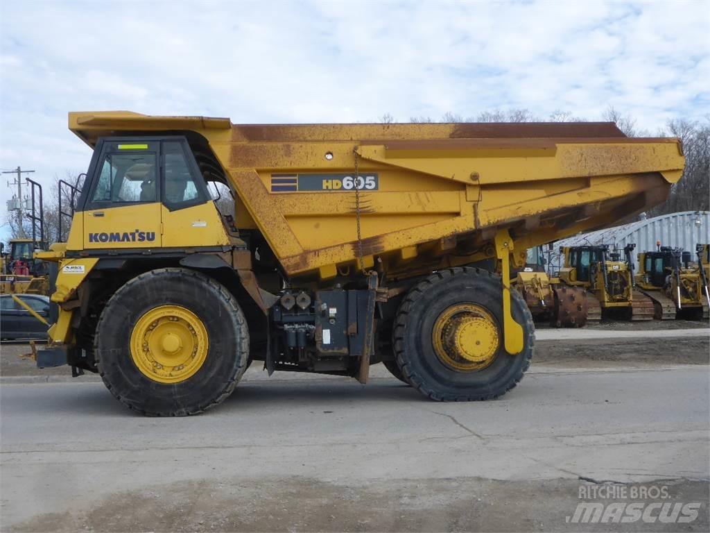 Komatsu HD605-7 Tombereau rigide