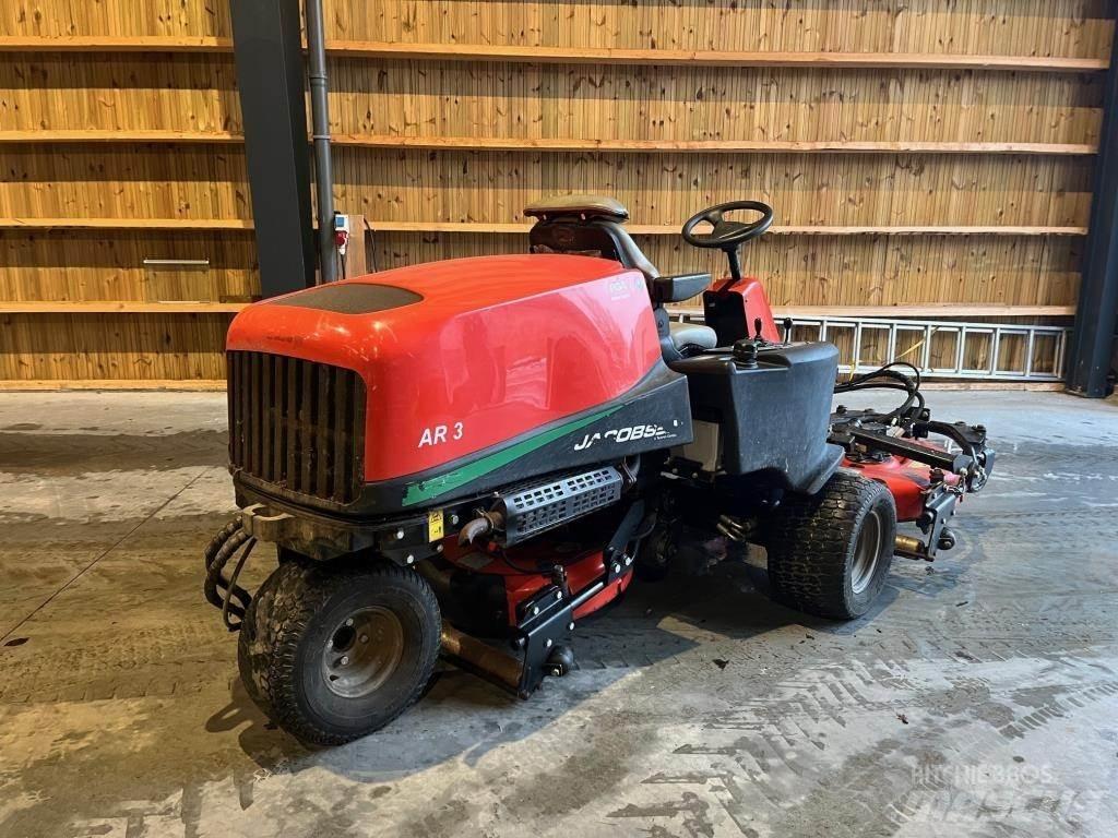 Jacobsen AR-3 Tondeuses montées