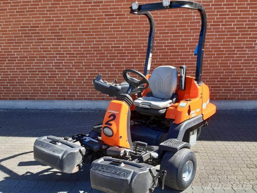 Jacobsen ECLIPS 322 Tondeuses montées