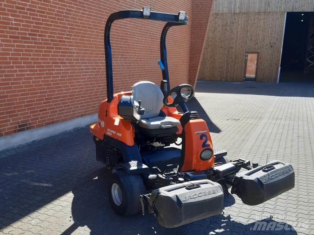 Jacobsen ECLIPS 322 Tondeuses montées