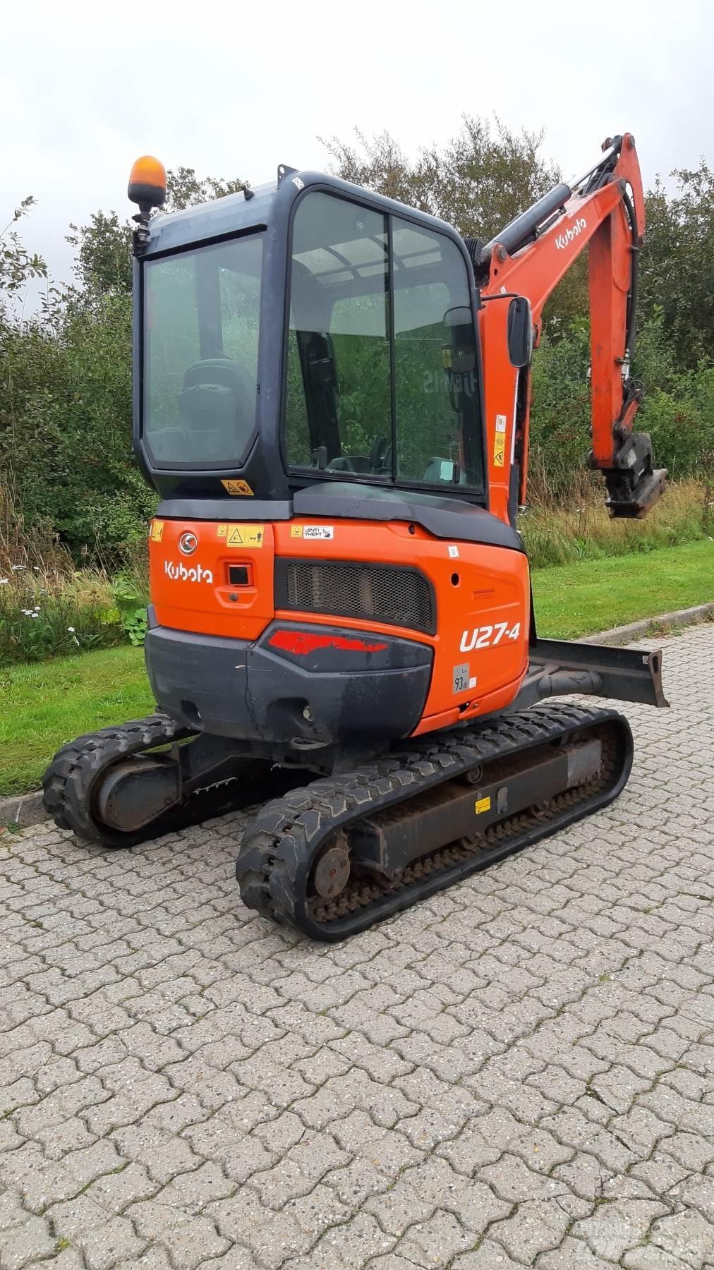 Kubota U27-3 Mini pelle < 7t