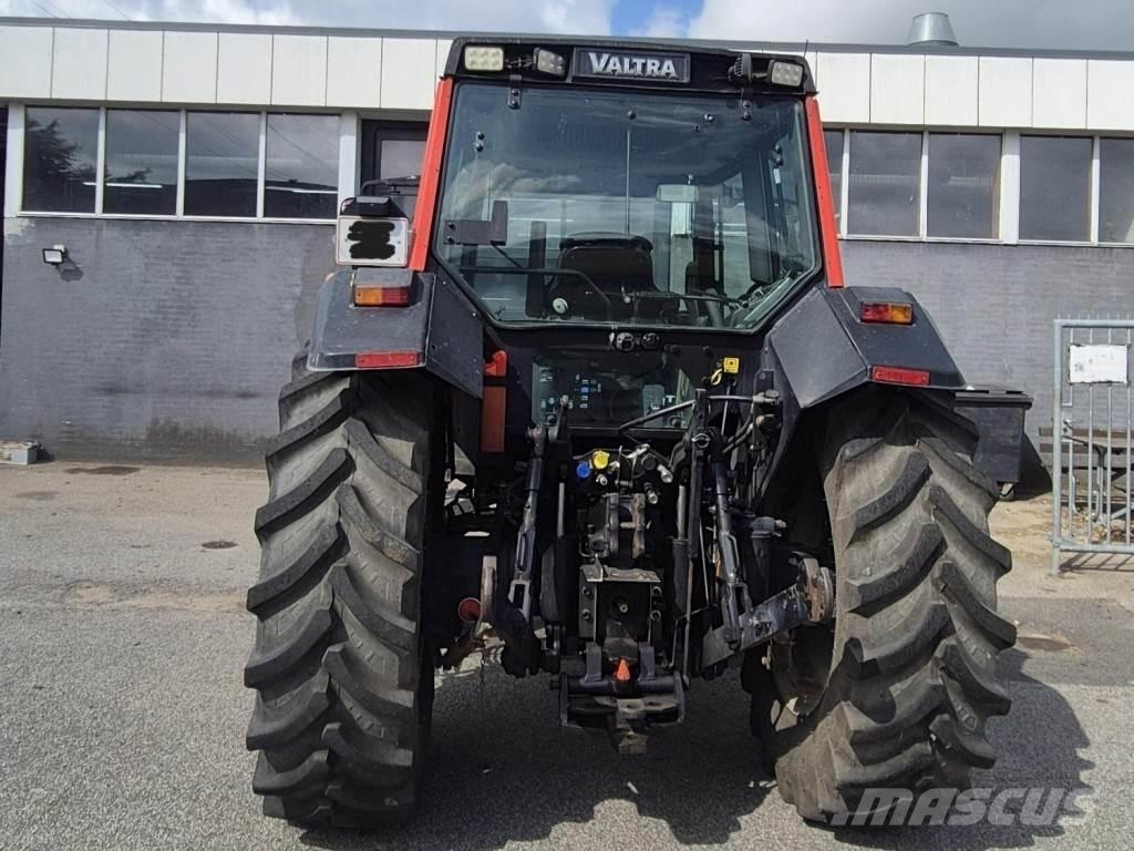 Valmet 6750 HI-TECH Tracteur