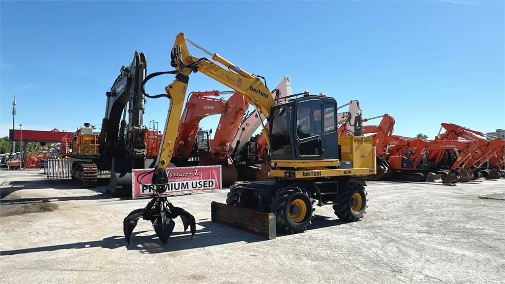Bertani S3A 4X4 Pelle sur pneus