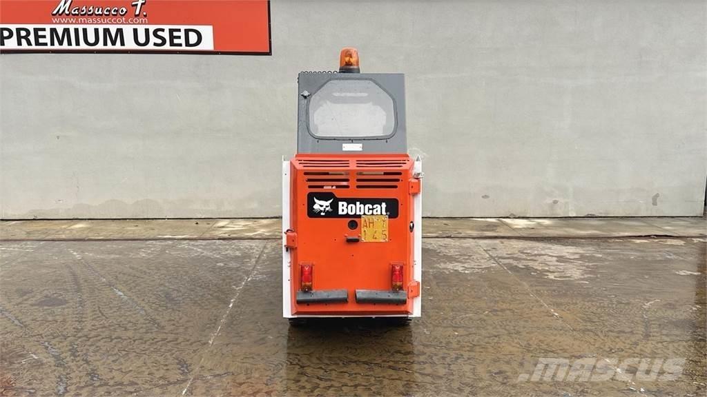 Bobcat S70 Chargeuse compacte