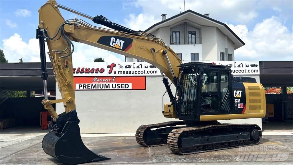 CAT 323 FLN Pelle sur chenilles