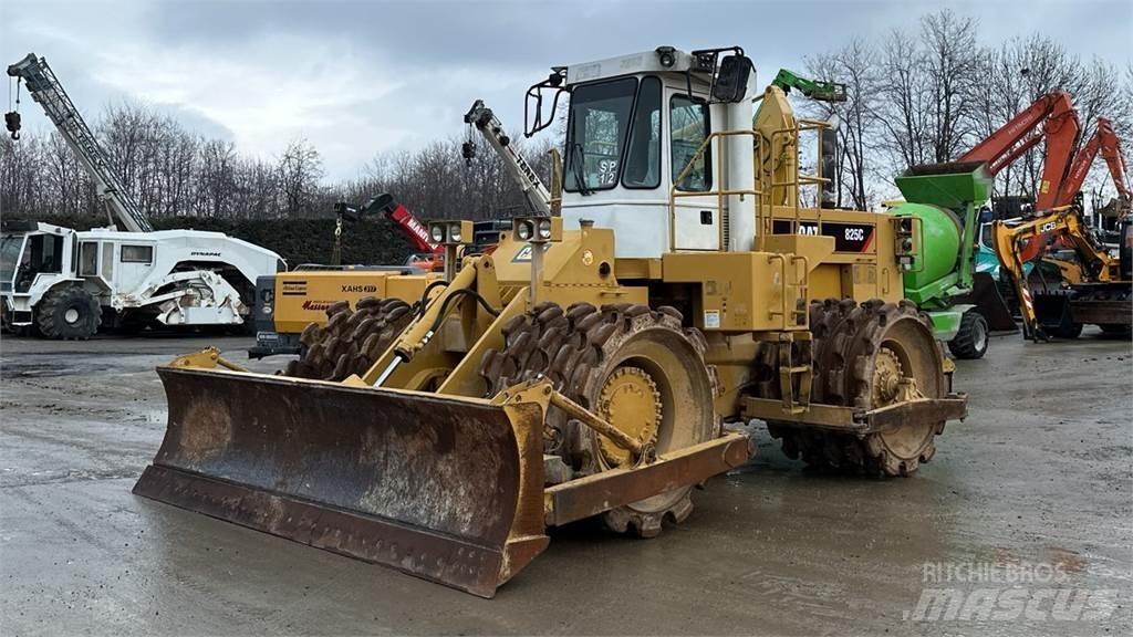 CAT 825C Bouteurs sur chenilles