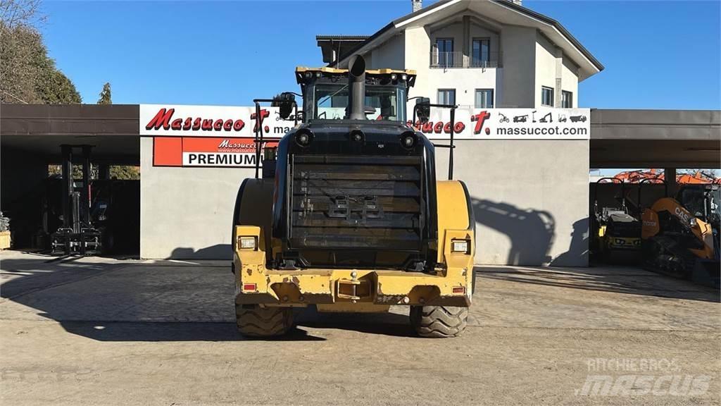 CAT 950M Chargeuse sur pneus