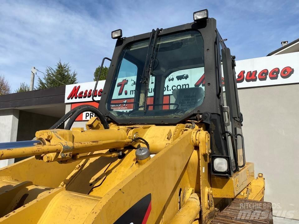 CAT 953C Chargeuse sur pneus
