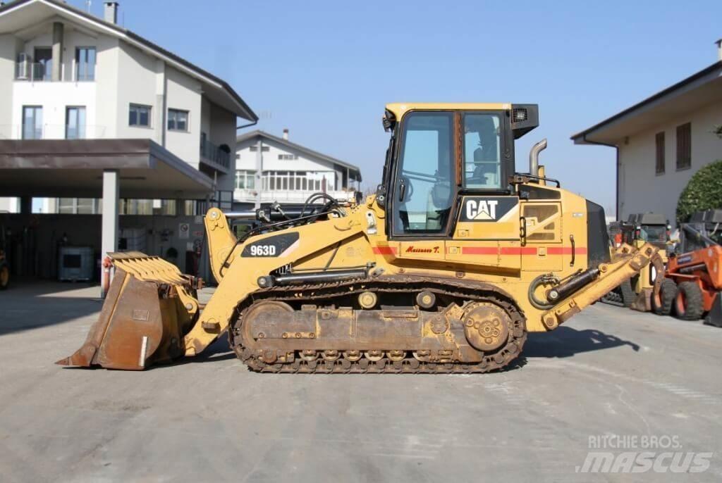 CAT 963D Chargeuse sur pneus