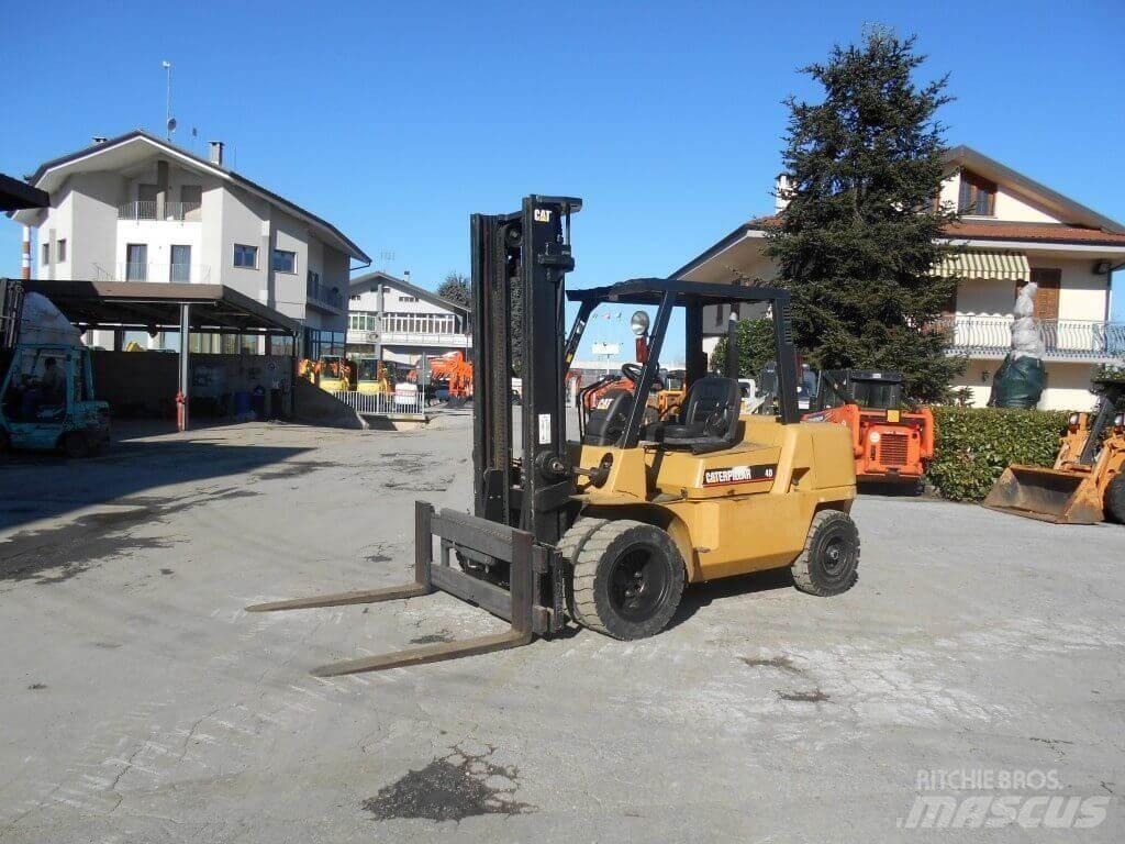 CAT DP40KL Chariots diesel