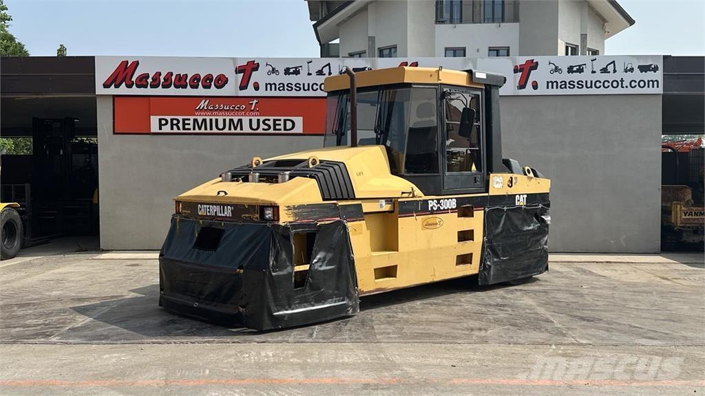CAT PS-300B Compacteur de sol