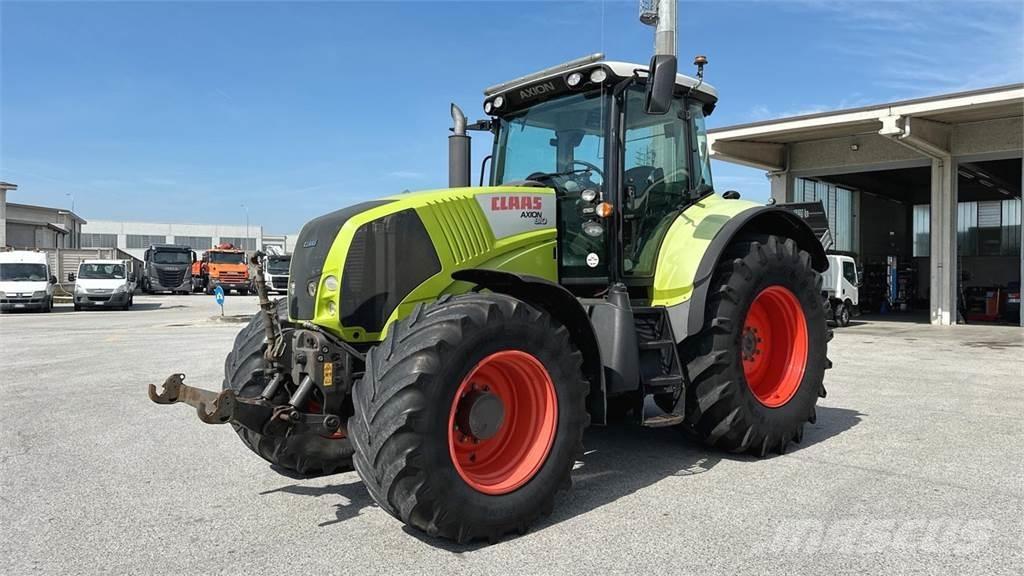 CLAAS AXION 810 4X4 Chasse neige