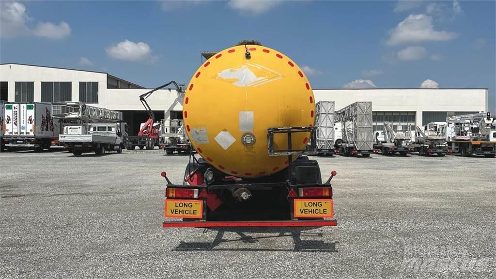  Clayton BITUMEN TANK Autres semi remorques