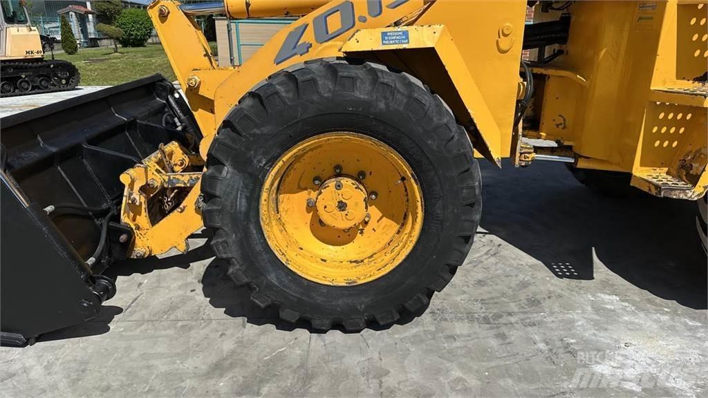 Foredil 40-13 4x4 Tractopelle