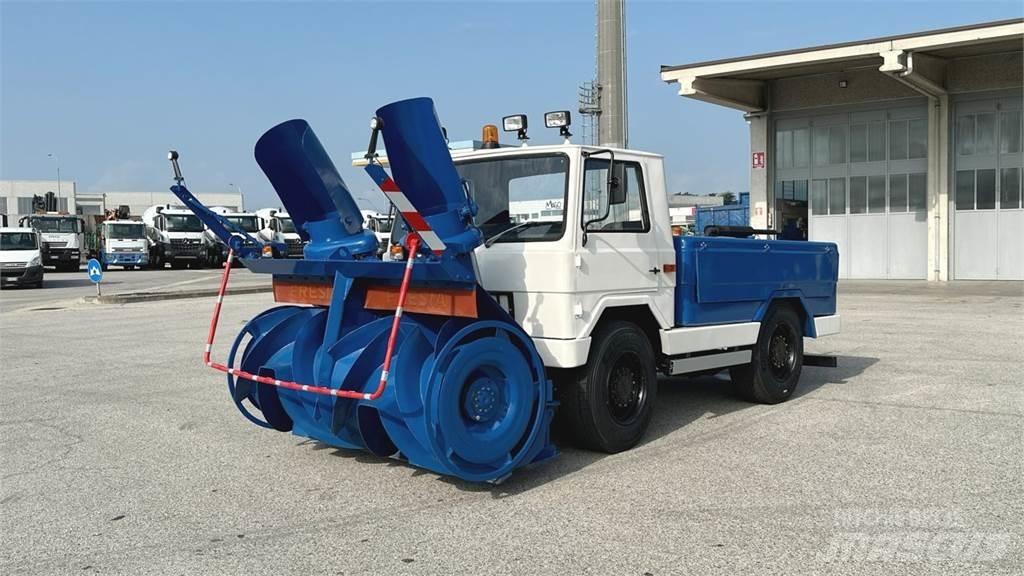  Fresia F60 4X4 Chasse neige