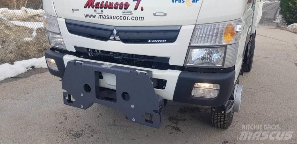 Fuso Canter 6C18 4X4 Autre camion