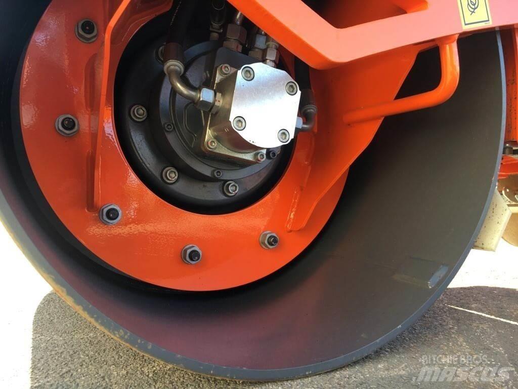 Hamm HD8VV Compacteur de sol