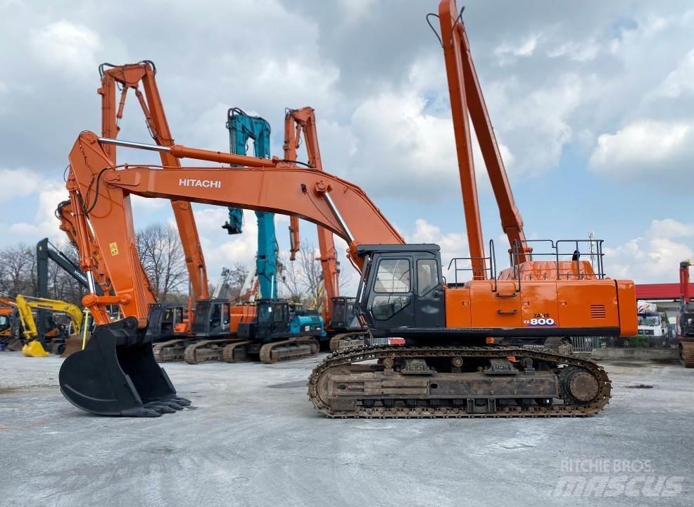 Hitachi EX800 Pelle sur chenilles