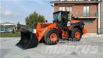 Hitachi ZW180-5B Chargeuse sur pneus