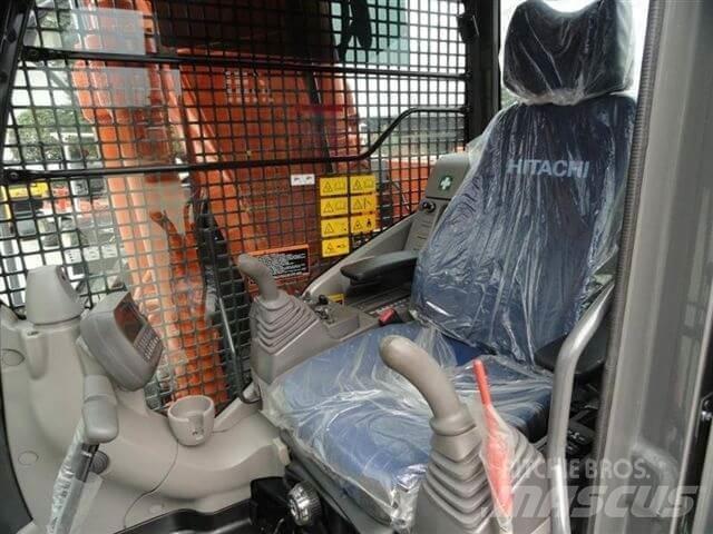 Hitachi ZX135 US-6 Pelle forestière