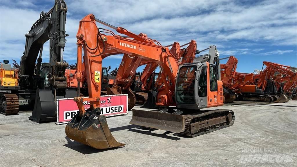 Hitachi ZX135US Mini pelle 7t-12t
