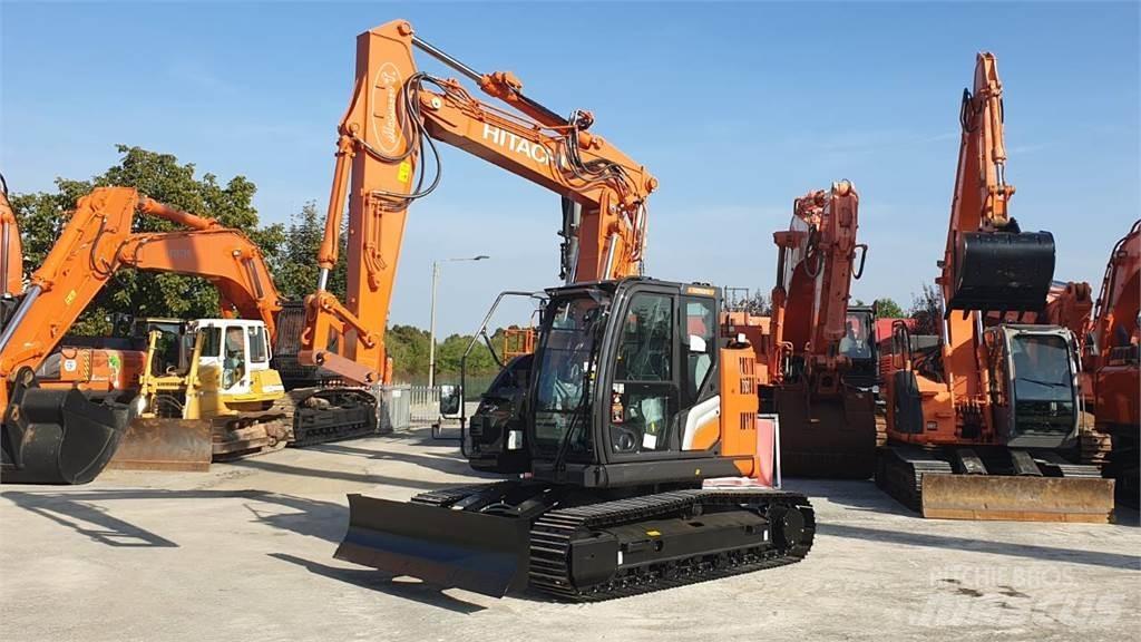 Hitachi ZX135US-7 Mini pelle 7t-12t
