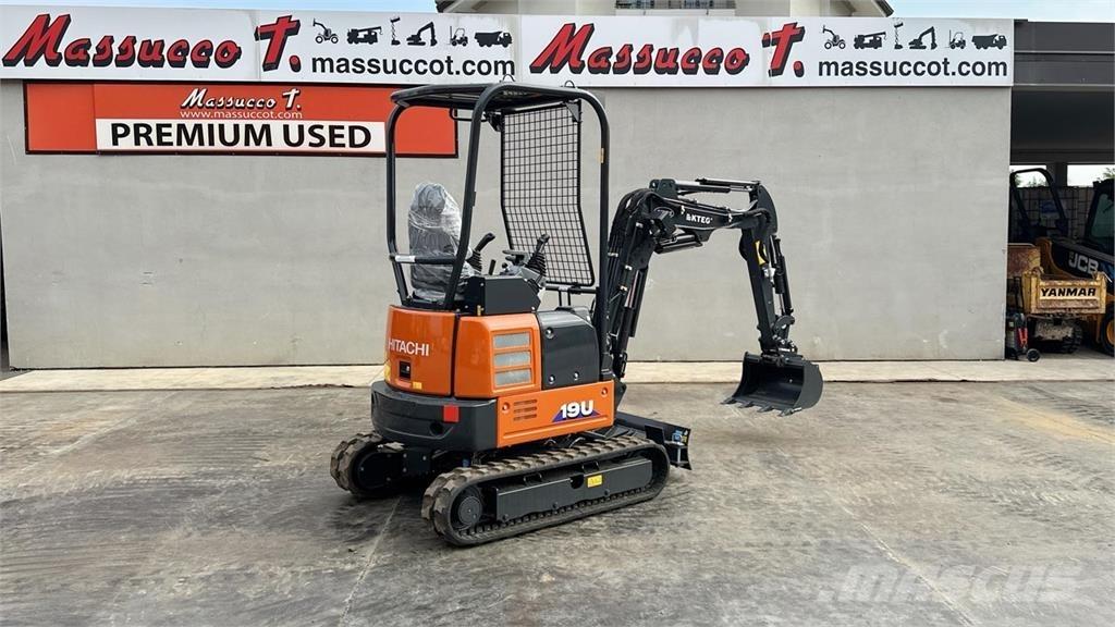 Hitachi ZX19U-2P Mini pelle < 7t