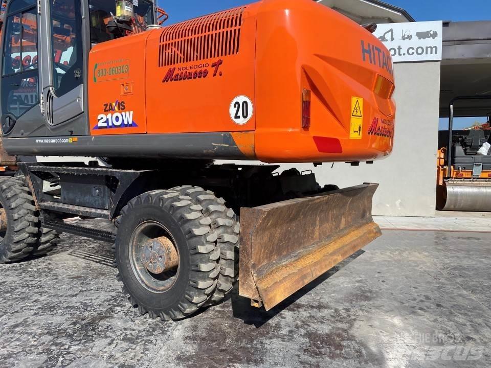 Hitachi ZX210W-3 Pelle sur pneus