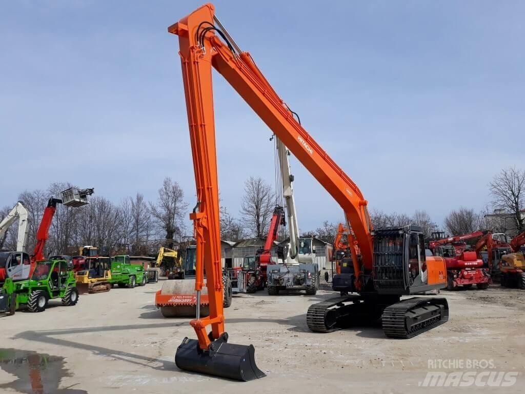 Hitachi ZX250LCN -3 SLF Pelle sur chenilles