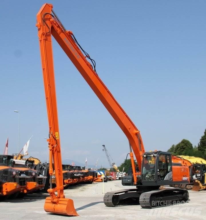 Hitachi ZX250LCN-5B Pelle sur chenilles