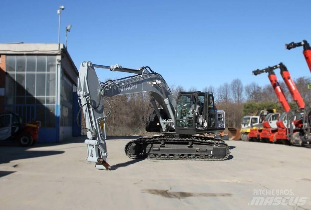 Hitachi ZX250LCN-6 Pelle forestière