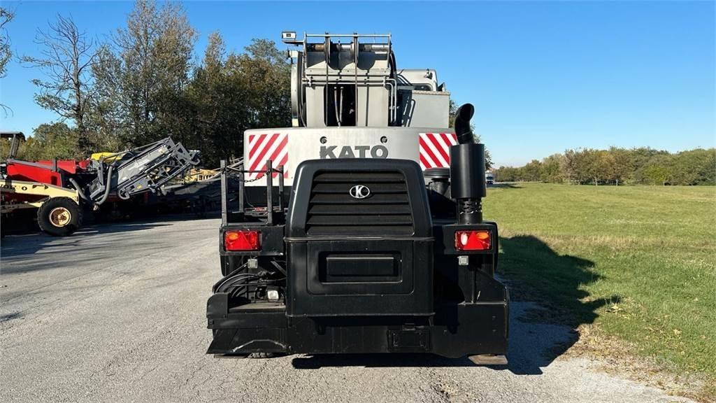 Kato KR 22H-11 4x4 Grues tout terrain