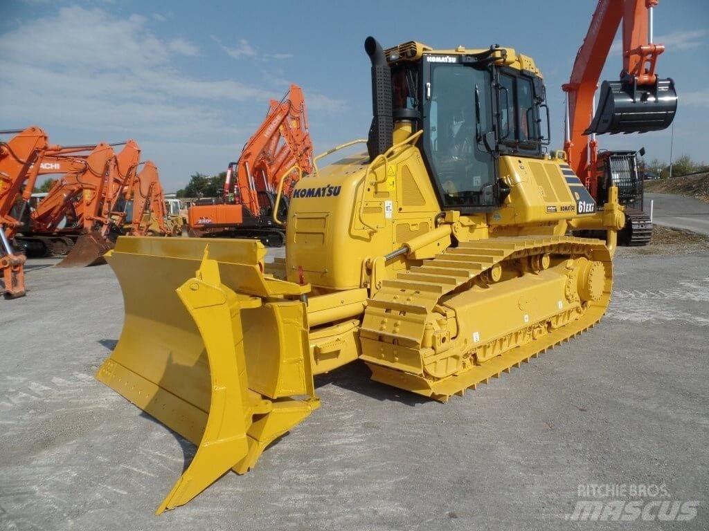 Komatsu D61 EXi Bouteurs sur chenilles