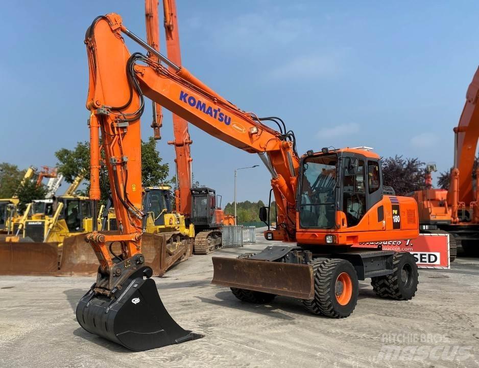 Komatsu PW180-7EO Pelle sur pneus