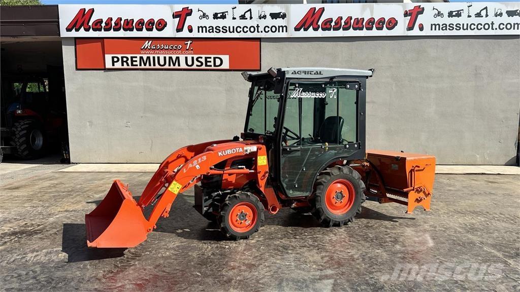 Kubota LA213FL 4x4 Chasse neige