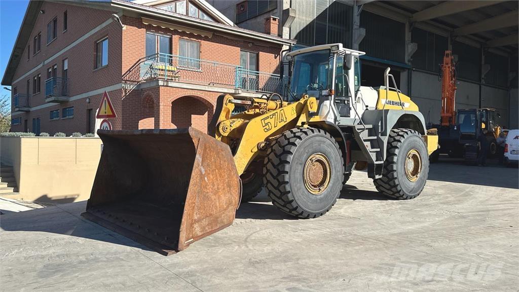 Liebherr L574 Chargeuse sur pneus