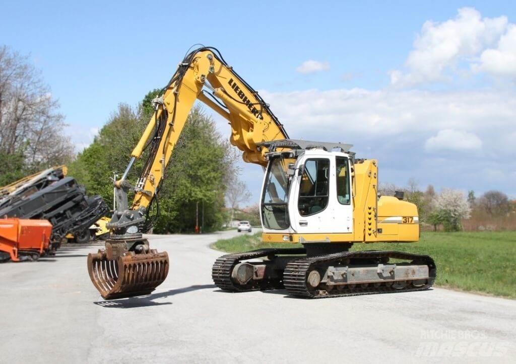 Liebherr R317 Litronic Pelle sur pneus